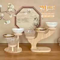 Kệ gỗ 3 tầng trưng bày bánh, trái cây – sang trọng & tiện dụng cho mâm cúng đầy tháng, thôi nô